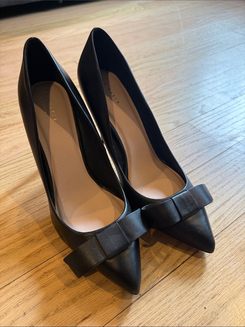 Ted Baker London Black Pointed Bow Pumps